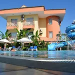 Yavuzhan Hotel Side
