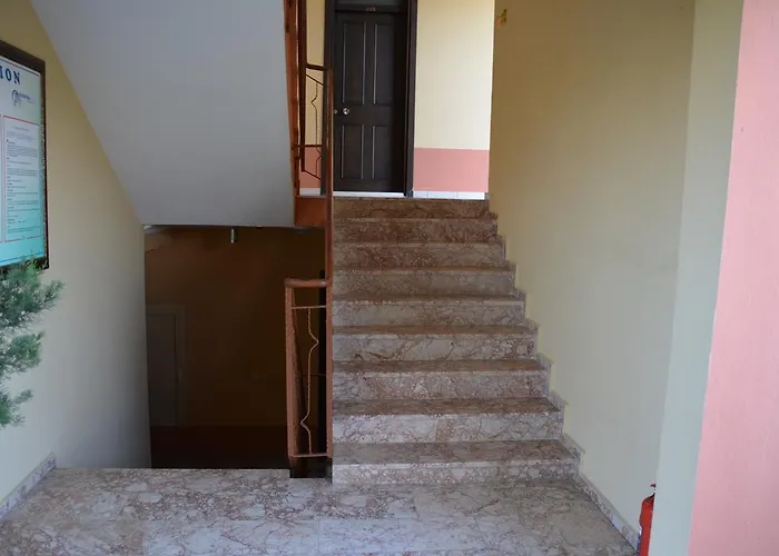 Yavuzhan Szálloda 2*