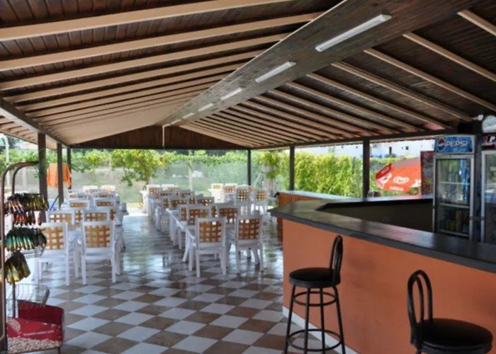 亚乌兹翰酒店 锡德