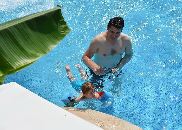 Yavuzhan Szálloda 2*