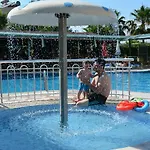 Hotel Yavuzhan 2*