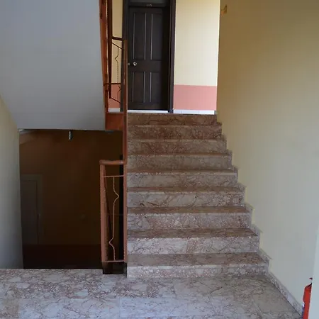 يافوزان فندق 2*